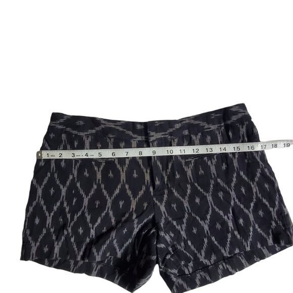 Gap Ikat black gray white canvas shorts sz 2 - Picture 10 of 15